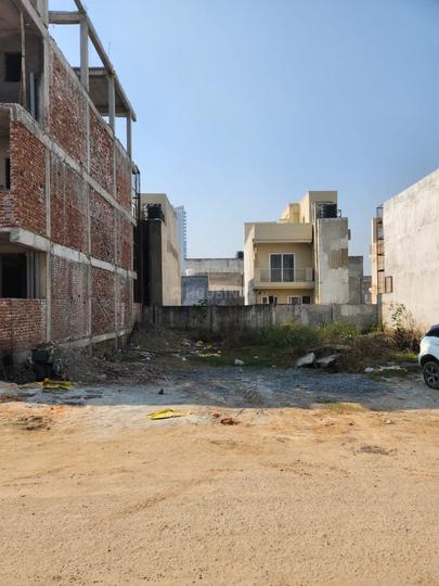 32nd Parkview Gaur Yamuna City Main Image 1