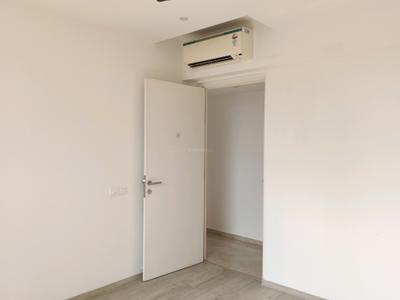 Bedroom Image of 1250 Sq.ft 3 BHK Apartment / Flat for sale in Hiranandani Rodas Enclave Woodville, Hiranandani Estate Thane for Rs. 31000000