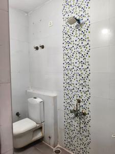 Bathroom Image of 1200 Sq.ft 3 BHK Apartment / Flat for rent in Jeayam Dream Palace, Vandalur Chennai for Rs. 22000
