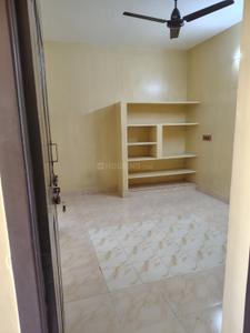 Living Room Image of 750 Sq.ft 1 BHK Apartment / Flat for rent in Karapakkam Chennai for Rs. 13000