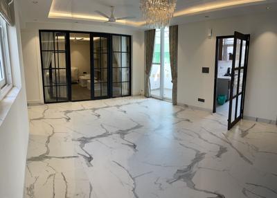 Hall Image of 1650 Sq.ft 3 BHK Apartment / Flat for sale in Suvidha Apartment, Sector 56 Gurgaon for Rs. 25000000