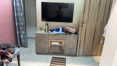 Living Room Image of 600 Sq.ft 1.5 BHK Apartment / Flat for sale in Powai Mumbai for Rs. 9000000