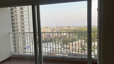 Living Room Image of 1386 Sq.ft 3 BHK Apartment / Flat for sale in Meridian Park at The Prestige City, Dommasandra Bengaluru for Rs. 21000000