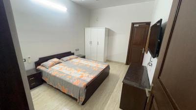 Bedroom Image of 3078 Sq.ft 3.5 BHK Independent House for rent in Sector 10A Gurgaon for Rs. 100000