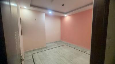 Bedroom Image of 900 Sq.ft 3 BHK Builder Floor for rent in Shastri Nagar New Delhi for Rs. 19999