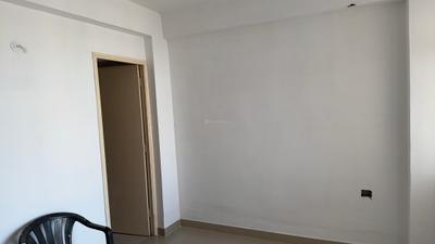 Bedroom Image of 690 Sq.ft 2 BHK Apartment / Flat for rent in Landmark The Homes 81, Sector 81 Gurgaon for Rs. 15000