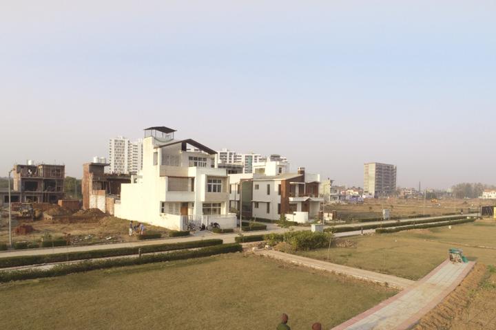 Wave Estate Group Housing 2 Phase 1 Main Image 1