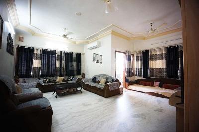 Hall Image of 2790 Sq.ft 4 BHK Apartment / Flat for sale in Navrangpura Ahmedabad for Rs. 18500000