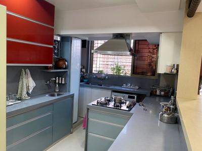 Kitchen Image of 832 Sq.ft 2 BHK Apartment / Flat for sale in Andheri West Mumbai for Rs. 26500000