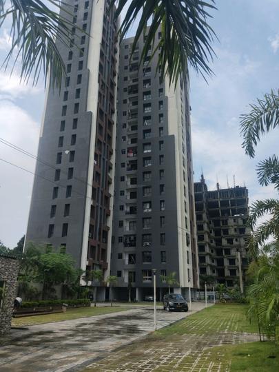 Rajwada Royal Gardens Main Image 1