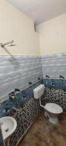 Bathroom Image of 600 Sq.ft 2 BHK Independent House for rent in Burari New Delhi for Rs. 11000