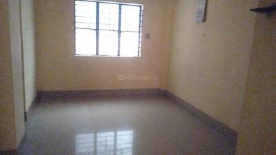 Bedroom Image of 900 Sq.ft 2 BHK Apartment / Flat for rent in Ganguly Bagan Kolkata for Rs. 15000