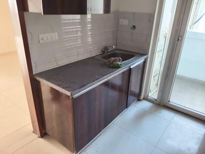 Kitchen Image of 2275 Sq.ft 3 BHK Apartment / Flat for rent in Sunworld Arista, Sector 168 Noida for Rs. 47000