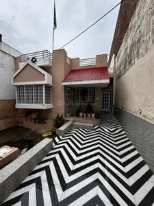 Balcony Image of 1600 Sq.ft 4 BHK Independent House for rent in Sajjan Nagar Udaipur for Rs. 24000