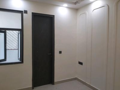 Bedroom Image of 720 Sq.ft 2 BHK Builder Floor for sale in Mukherjee Nagar New Delhi for Rs. 11000000