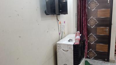 Bedroom Image of 800 Sq.ft 3 BHK Builder Floor for sale in Shahdara New Delhi for Rs. 4000000