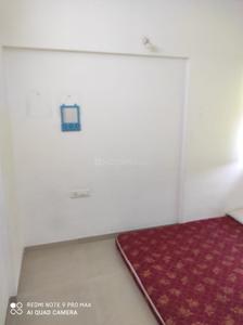 Bedroom Image of 1000 Sq.ft 2 BHK Apartment / Flat for rent in Kalpataru Serenity, Hadapsar Pune for Rs. 28000