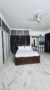 Bedroom Image of 2600 Sq.ft 3 BHK Apartment / Flat for rent in Banjara Hills Hyderabad for Rs. 75000