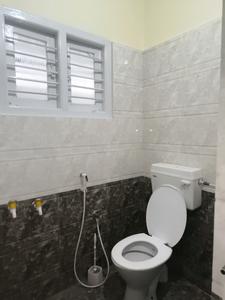Common Bathroom Three Image of 1400 Sq.ft 3 BHK Independent House for rent in JP Nagar Bengaluru for Rs. 38000