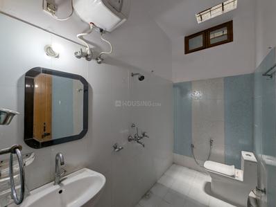 Bathroom Image of 1200 Sq.ft 2 BHK Independent House for rent in Indian Military Academy Dehradun for Rs. 17999