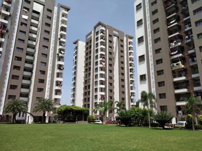 Image of 1219 Sq.ft 2 BHK Apartment / Flat for sale in Jahangirabad, Surat for Rs. 4400000