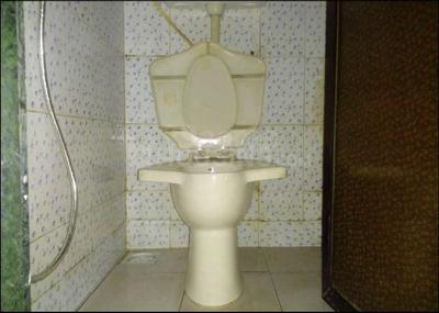 Bathroom Image of 865 Sq.ft 2 BHK Apartment / Flat for sale in Omkar CHS, Govandi Mumbai for Rs. 13000000