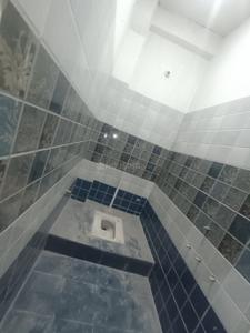 Bathroom Image of 1000 Sq.ft 3 BHK Builder Floor for rent in Govind Nagar Lucknow for Rs. 8000