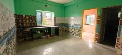 Kitchen Image of 980 Sq.ft 3 BHK Apartment / Flat for sale in Behala Chowrasta Kolkata for Rs. 4000000