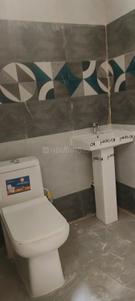 Bathroom Image of 1450 Sq.ft 3 BHK Independent House for sale in Kalyanpur (West) Lucknow for Rs. 6200000