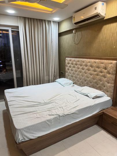 Vishrantwadi Bedroom 1
