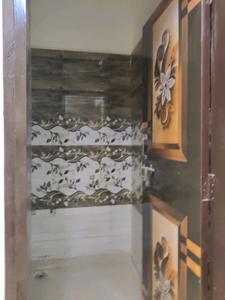 Common Bathroom Image of 750 Sq.ft 2 BHK Builder Floor for sale in DLF Ankur Vihar Ghaziabad for Rs. 2132020