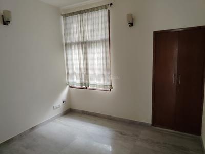 Bedroom Image of 400 Sq.ft 1 BHK Builder Floor for rent in Greater Kailash II New Delhi for Rs. 35000