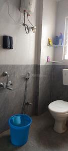 Bathroom Image of 500 Sq.ft 1 BHK Independent House for rent in Mundhwa Pune for Rs. 16000