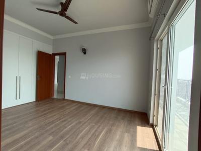 Bedroom Image of 2130 Sq.ft 3 BHK Apartment / Flat for sale in Central Park Aqua Front Towers, Sector 33 Sohna for Rs. 28500010