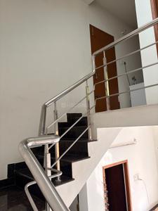 Image of 1800 Sq.ft 3 BHK Duplex for sale in Thoraipakkam, Chennai for Rs. 13000000