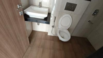 Bathroom Image of 650 Sq.ft 1 BHK Apartment / Flat for rent in Shedung Navi Mumbai for Rs. 13000