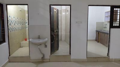 Living Room Image of 800 Sq.ft 2 BHK Builder Floor for rent in Arjunganj Lucknow for Rs. 12500