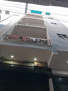 Building Image of 300 Sq.ft 1 RK Apartment / Flat for rent in Sector 62A Noida for Rs. 9000