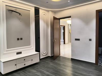 Bedroom Image of 2350 Sq.ft 4 BHK Builder Floor for sale in Sector 45 Gurgaon for Rs. 35000000