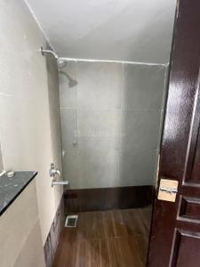 Bathroom Image of 1000 Sq.ft 2 BHK Apartment / Flat for rent in BCM Paradise, Nipania Indore for Rs. 30000