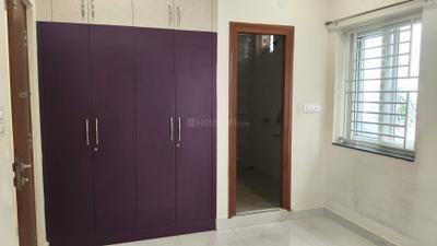 Bedroom Image of 1800 Sq.ft 3 BHK Apartment / Flat for rent in Serilingampally Hyderabad for Rs. 45000