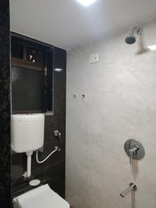 Common Bathroom Image of 530 Sq.ft 1 BHK Apartment / Flat for rent in Hiranandani Castalia, Hiranandani Estate Thane for Rs. 35000