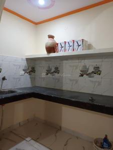 Kitchen Image of 600 Sq.ft 2 BHK Builder Floor for sale in New Ashok Nagar New Delhi for Rs. 3000000