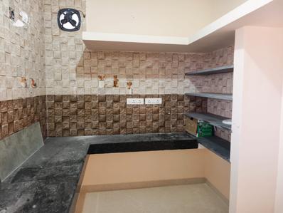 Kitchen Image of 1200 Sq.ft 2 BHK Builder Floor for rent in Kanuvai Coimbatore for Rs. 18000