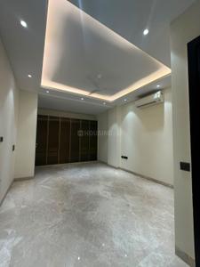 Bedroom Image of 2350 Sq.ft 4 BHK Builder Floor for rent in Greater Kailash II New Delhi for Rs. 250000