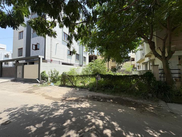 SA REAL ESTATES Main Image 1