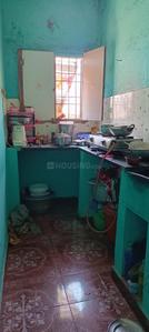 Kitchen Image of 800 Sq.ft 6 BHK Independent House for sale in Pulianthope Chennai for Rs. 8500000
