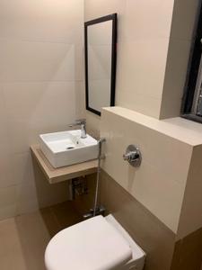 Image of 700 Sq.ft 2 BHK Apartment / Flat for rent in Vaastu Omkar, Vile Parle East, Mumbai for Rs. 78000