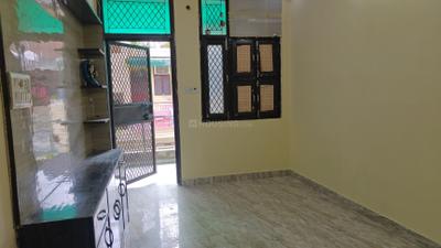 Bedroom Image of 800 Sq.ft 1 BHK Apartment / Flat for rent in Paschim Vihar New Delhi for Rs. 12314