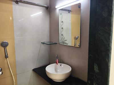 Image of 730 Sq.ft 2 BHK Apartment / Flat for rent in Borivali West, Mumbai for Rs. 50000